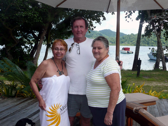 Lenora Hayman with owner Noel and Flora Douglas at Matangi Island.  Picture courtesy of Lenora Hayman