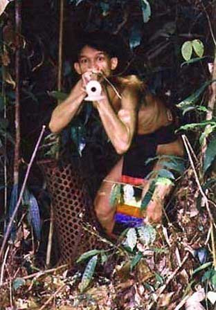hunter&blowpipe at the Sarawak Cultural Centre, Borneo