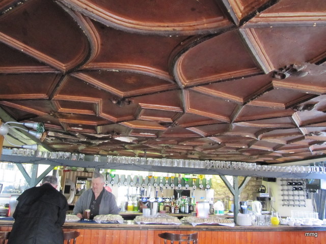 Note the intricate ceiling in the Queen's Head Inn    Photo by M. Maxine George
